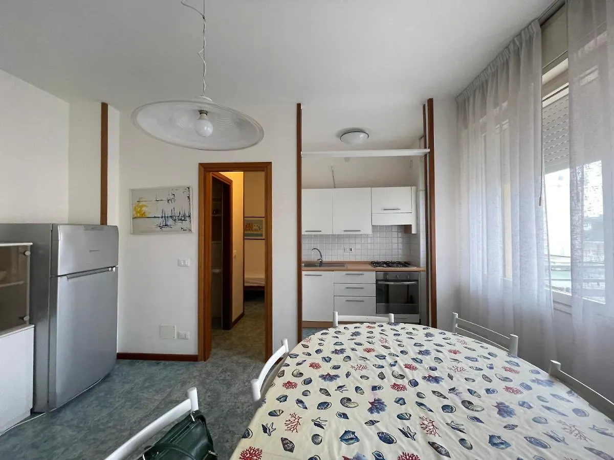 Condominio Cansiglio- Walterigato Apartments- Solo Per Famiglie Лидо-ди-Езоло 0*,  Италия