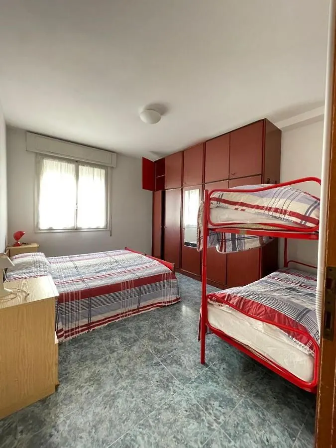 Apartment Condominio Cansiglio- Walterigato Apartments- Solo Per Famiglie Lido di Jesolo Italy